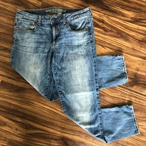 American Eagle super stretch skinny jeans